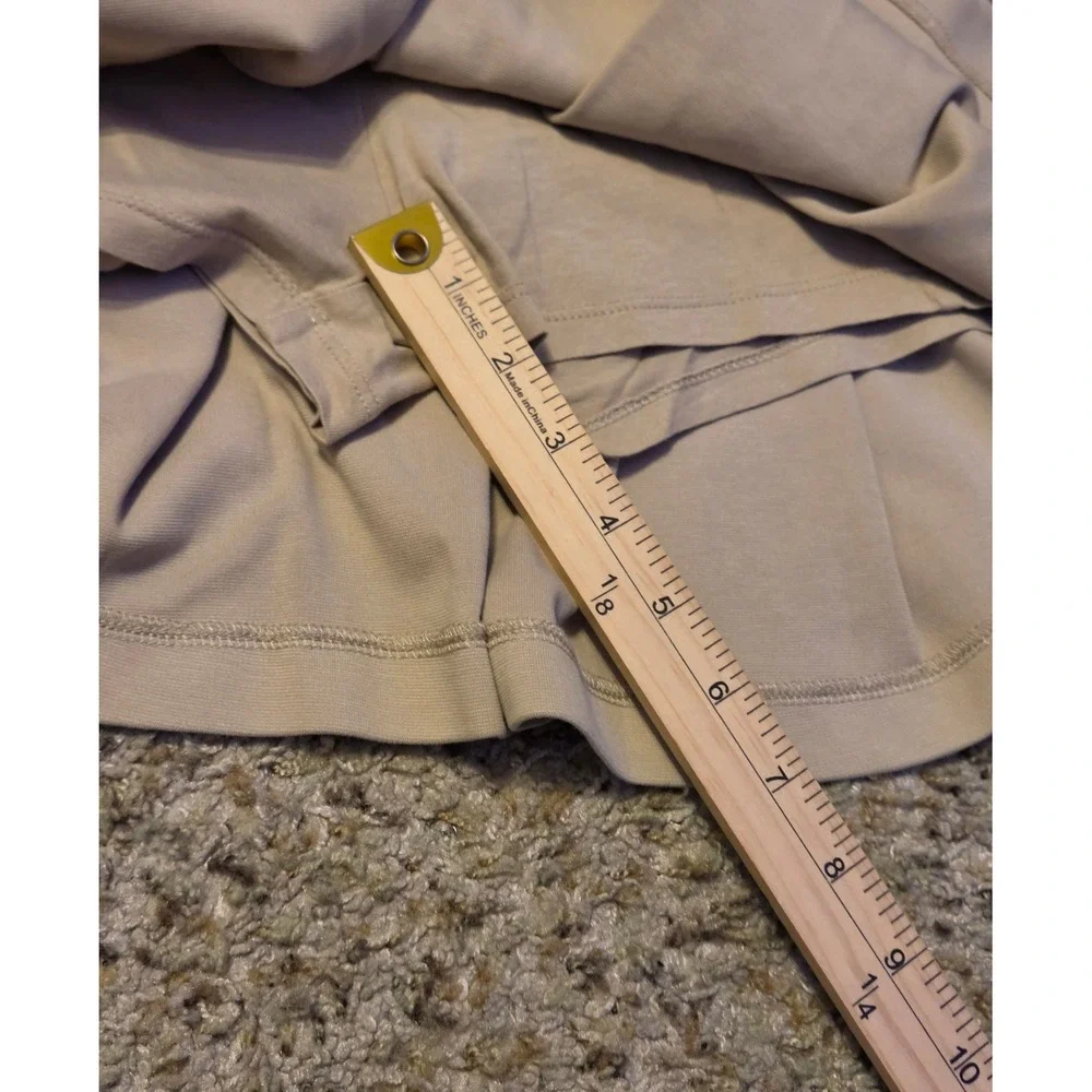 Old Navy Elastic Waistband Pleated Skort Youth Size Medium (8)‎ Tan